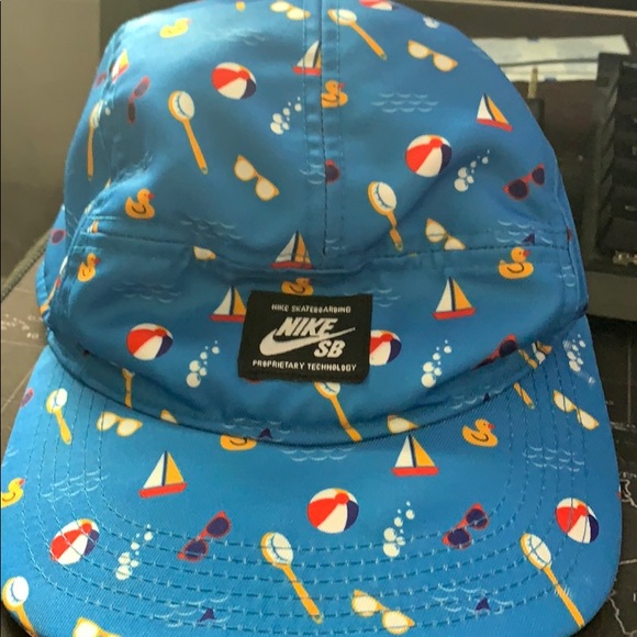 Blue Nike SB beach themed hat